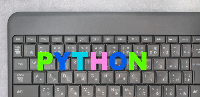 キーボードとPythonの文字